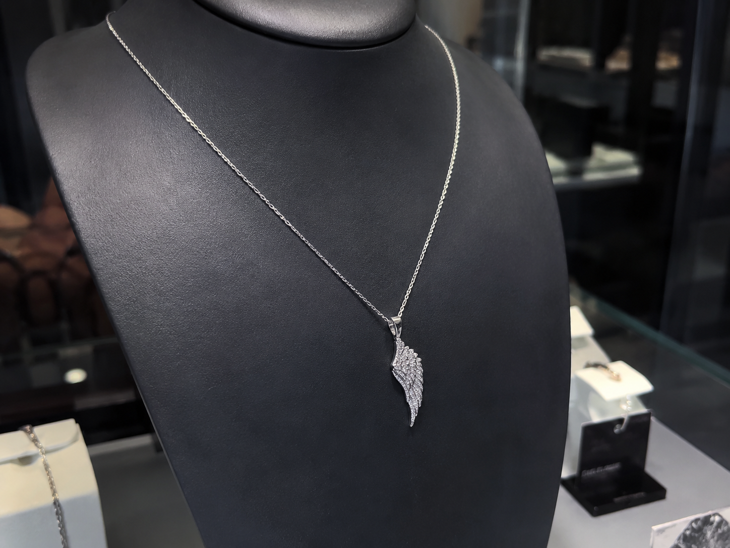 Angel Wing Necklace – in Silver Moissanite Pendant