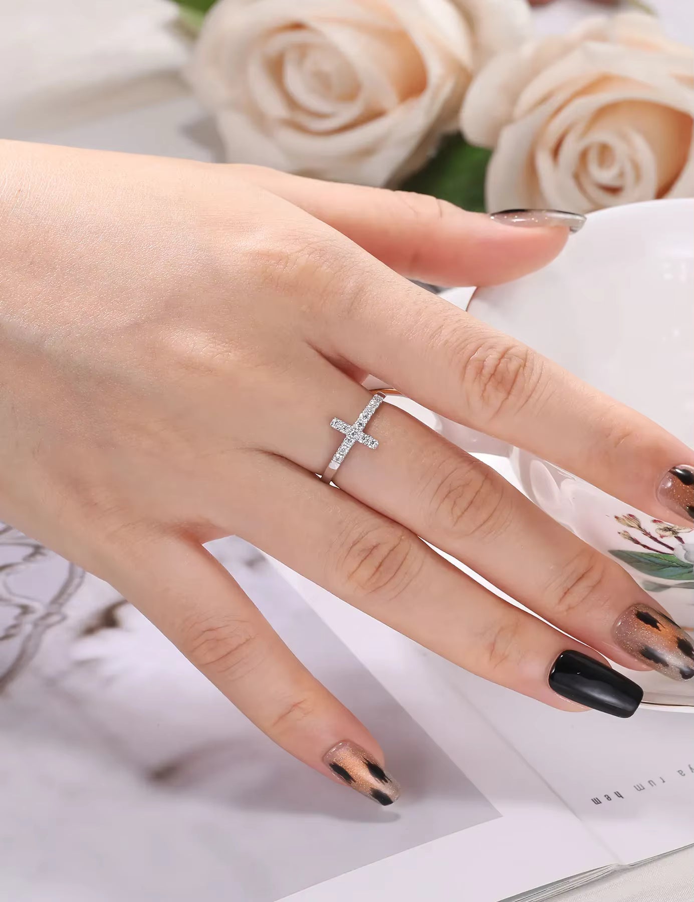 Cross Ring – in Silver